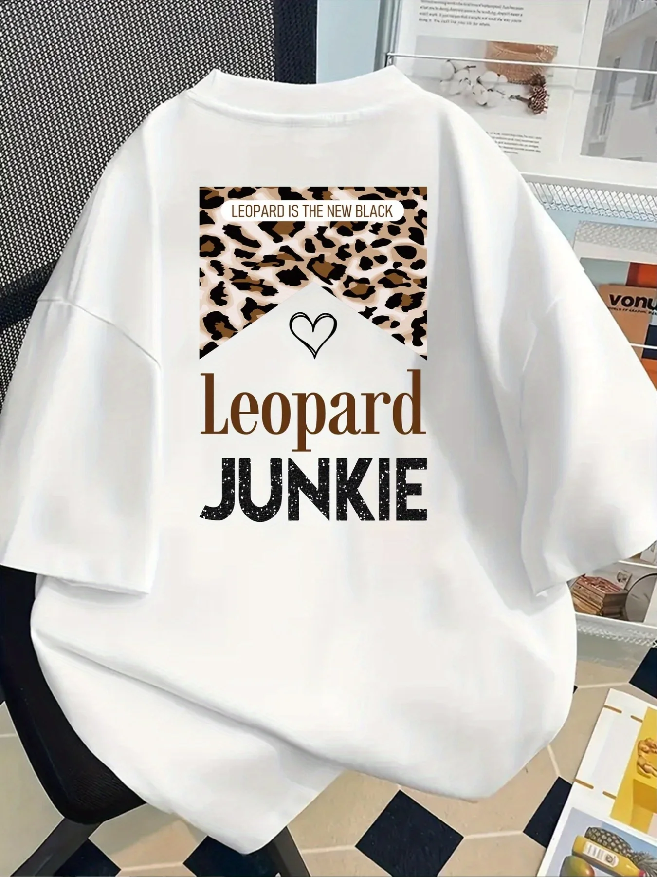 Front And Rear Short Sleeves, Leopard Print Lovers, Leopard Print Crew Neck Women'S Casual Short Sleeve Top - Ladies' Clothing, Comfortable Fit, Classic Design