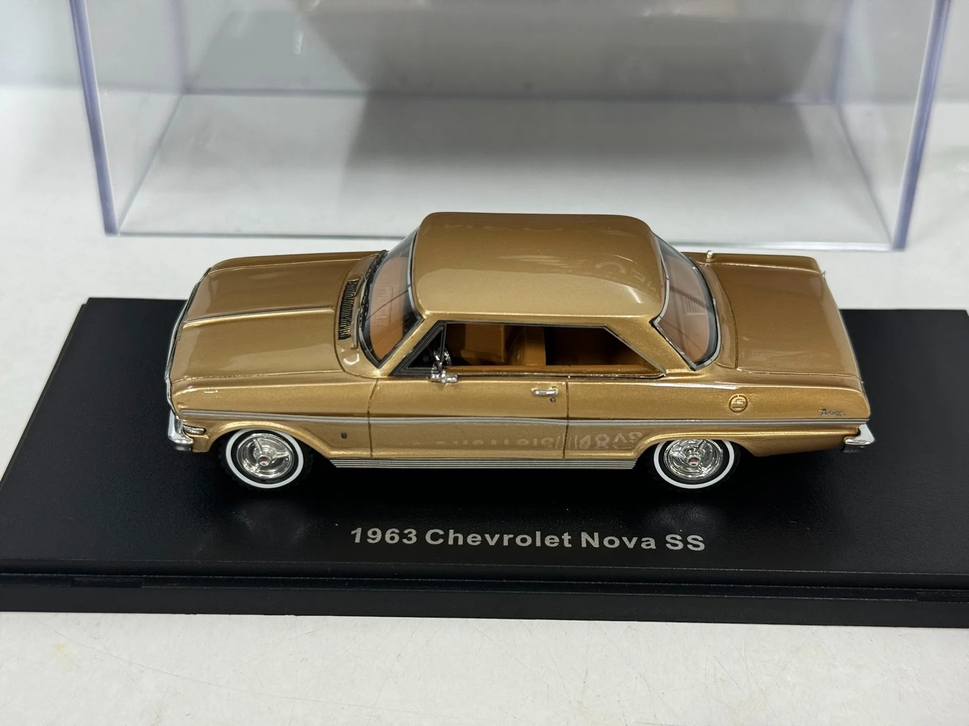 Diecast NEO 1/43 Scale 1963 Chevrolet Nova SS Car Model Collectible Toy Gift Souvenir Display Ornament