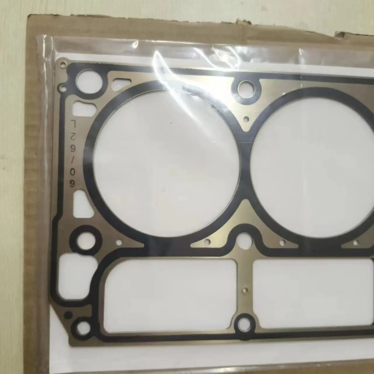 Cylinder Head Gasket For Chevrolet SS Camaro Tahoe Silverado 2500 HD GMC Sierra Cadillac Escalade 4.8 5.3 6.0L V8 OEM 12610046