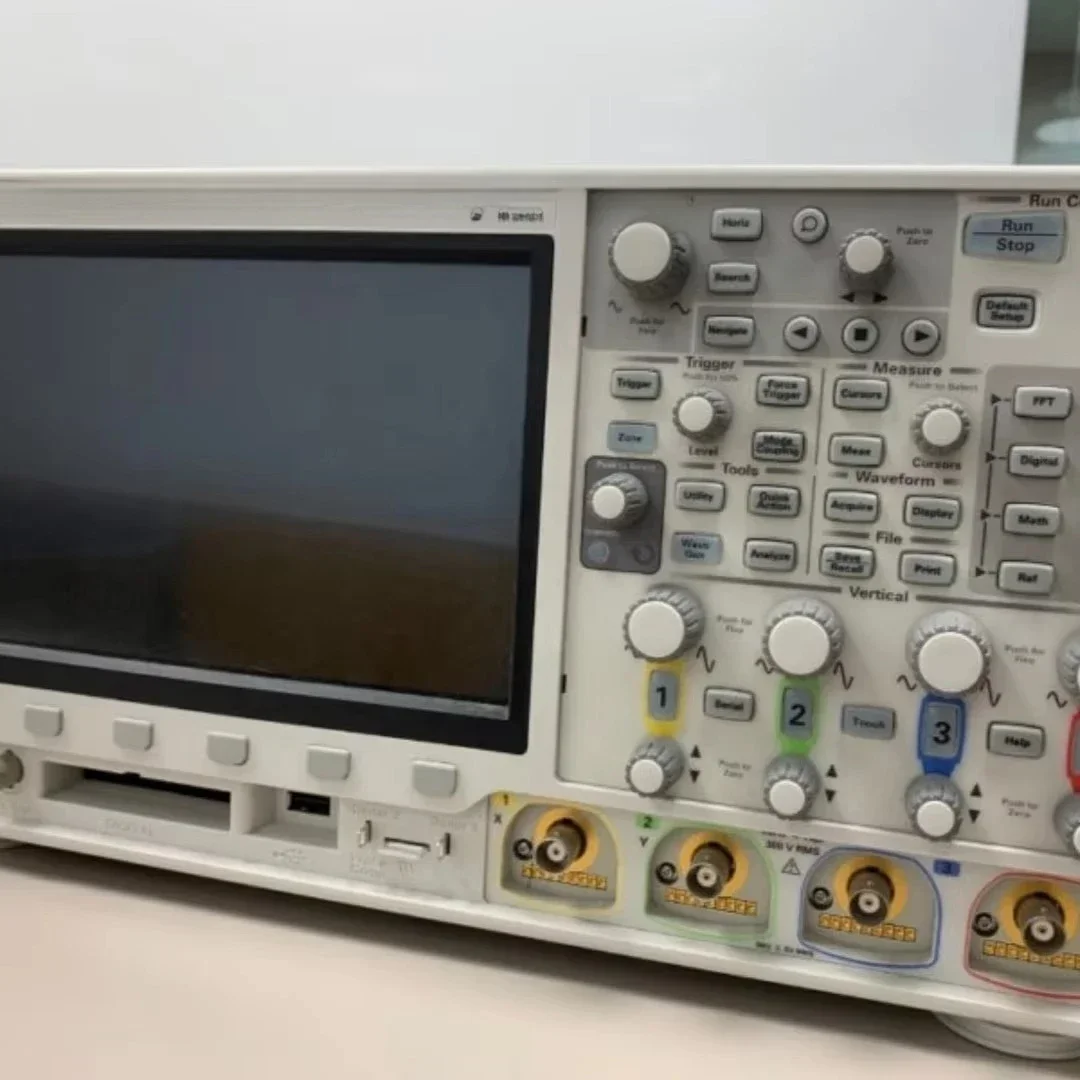 Digital oscilloscope keyboard DSOX3024T 4 channels 200 MHz
