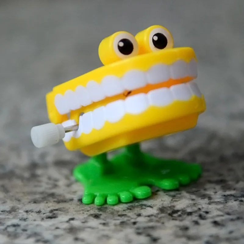 Clockwork Toy Upper Chain Jumping Tooth Toy Kids Jump Teeth Running Clockwork Wind Up Toy  Funny Walking Dental Dentist Gifts