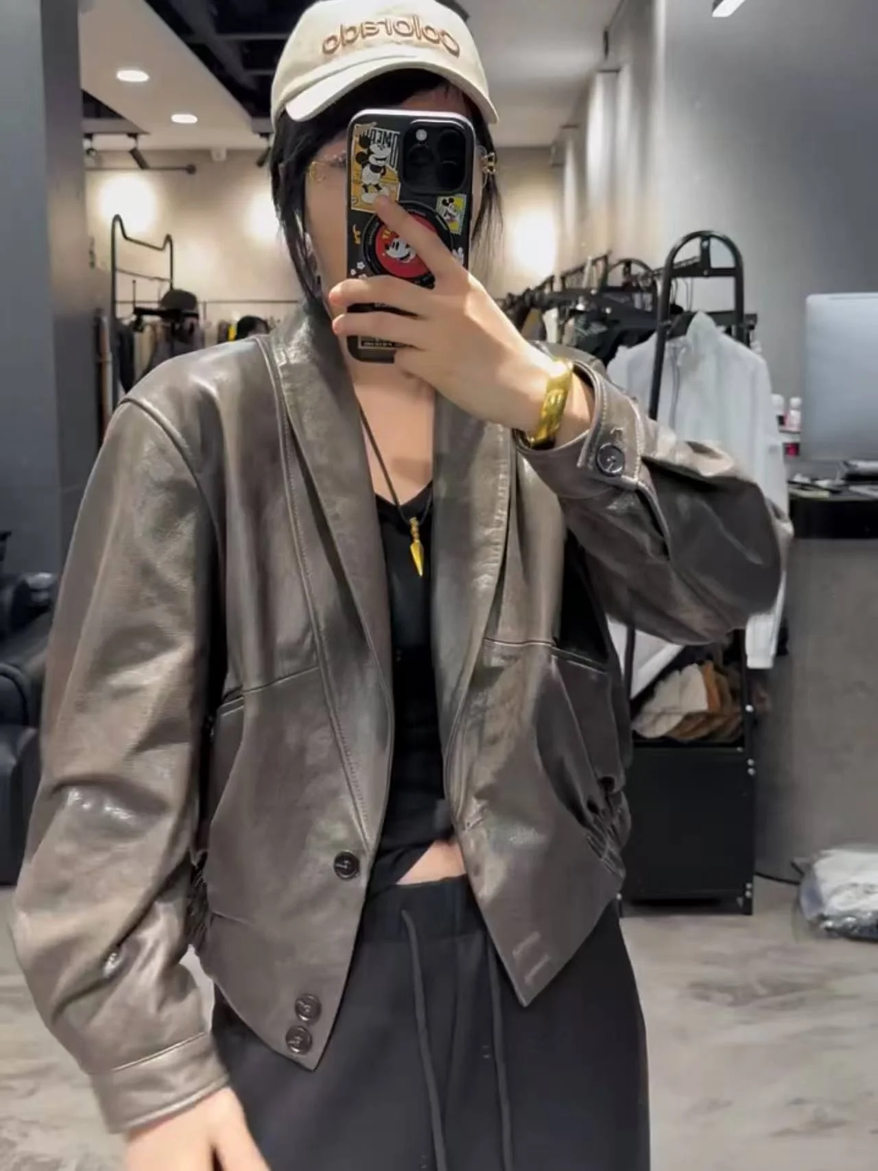 

2026 New Women's Genuine eepskin Leather Jaet ort round Ne Biker Sle Zipper Closure Casual Faion Outerwear