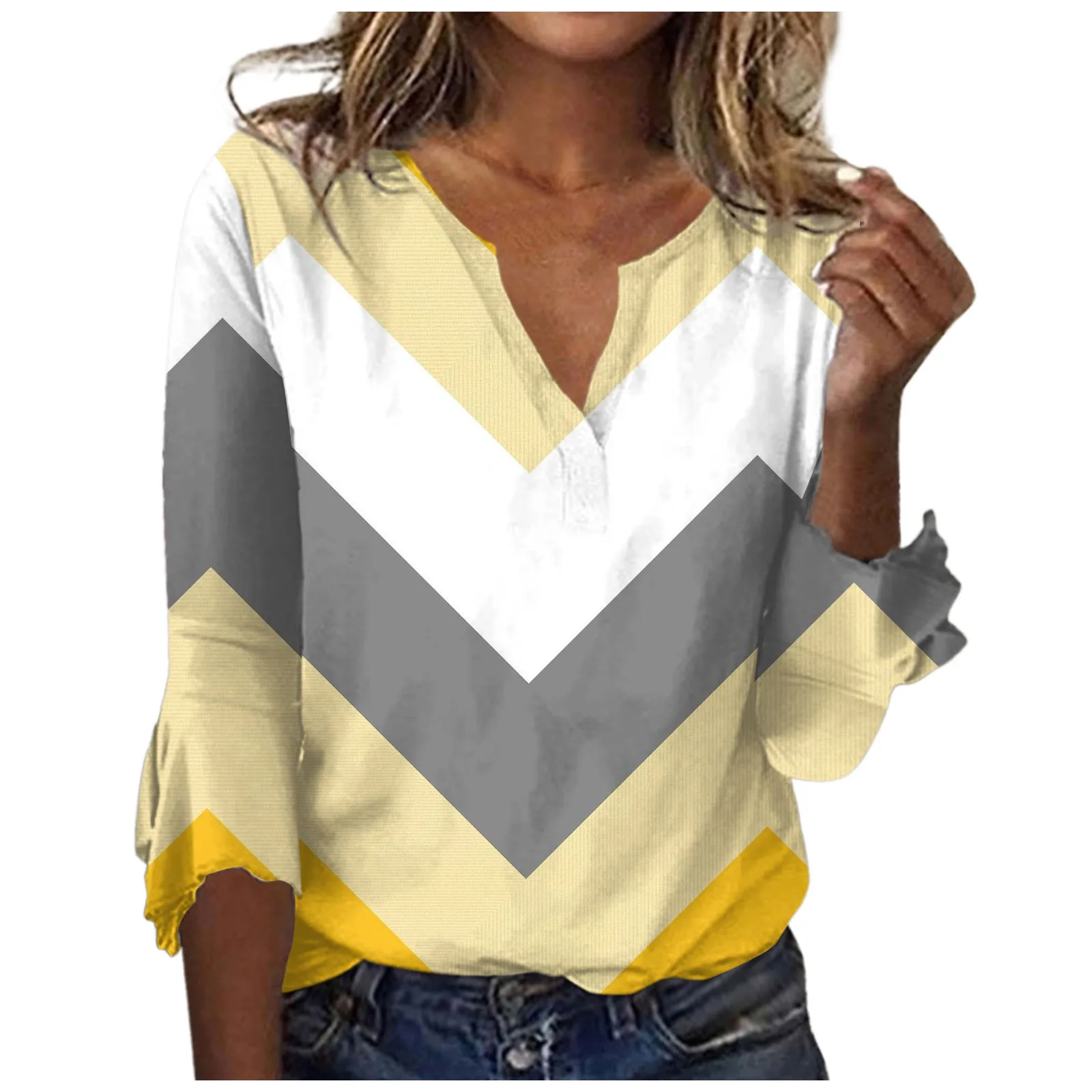 Womens T Shirts Summer 3/4 Sleeve V Neck Zigzag Print Loose Casual Comfortable Female Tops Tees Ladies Clothes 2024 New