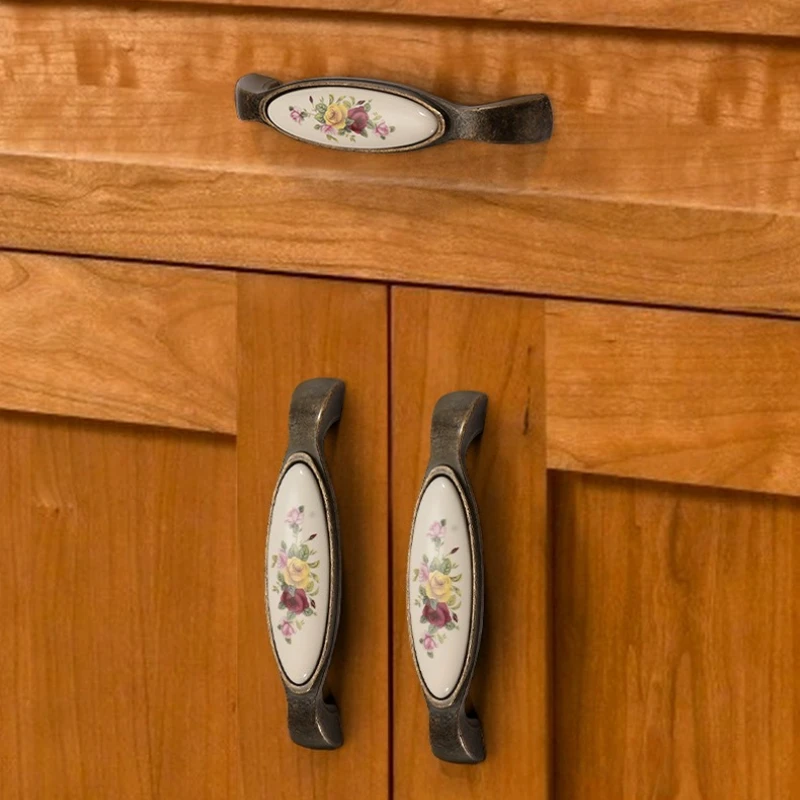 

Zinc Alloy Ceramic Flower Furniture Handles Vintage Handles for Wooden Furniture Bronze Handles for Cabinets and Drawers Dresser