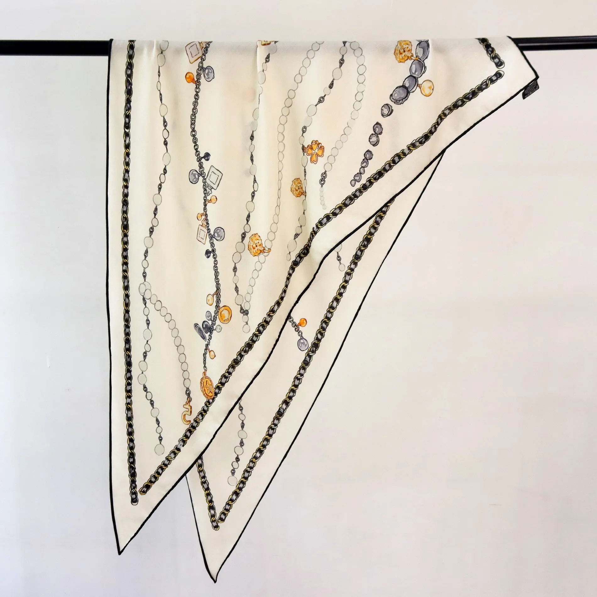 Silk Cashmere Scarf Shawls Winter Large Pashmina Scarves Woman Luxury Designer Triangle Blanket Shawl Hijabs Christmas Gift