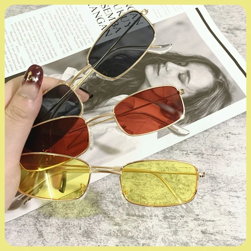 

UV400 Oval Sunglasses Unisex Retro Small Frame Fashion Protection Sun Glasses Summer Vintage Design Shades Eyeglasses Daily Wear