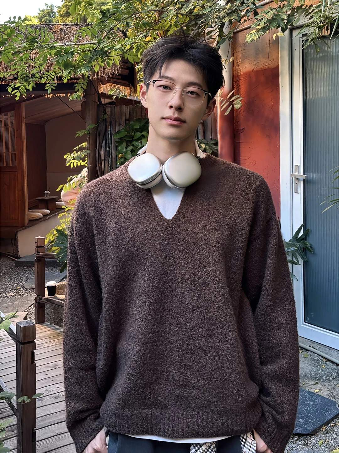 

Мужской вязаный джемпер с V-образным вырезом, коричневый, в стиле русалки, зимний базовый слой, винтажный повседневный стиль, с длинным рукавом, свободный крой, вязаный топ