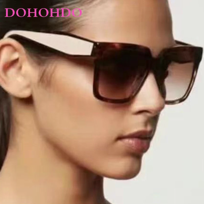 

2025 New Big Frame Luxury Square Sunglasses Women Men Fashion Brand Designer Personality Travel Sunglasses UV400 Gafas De Sol