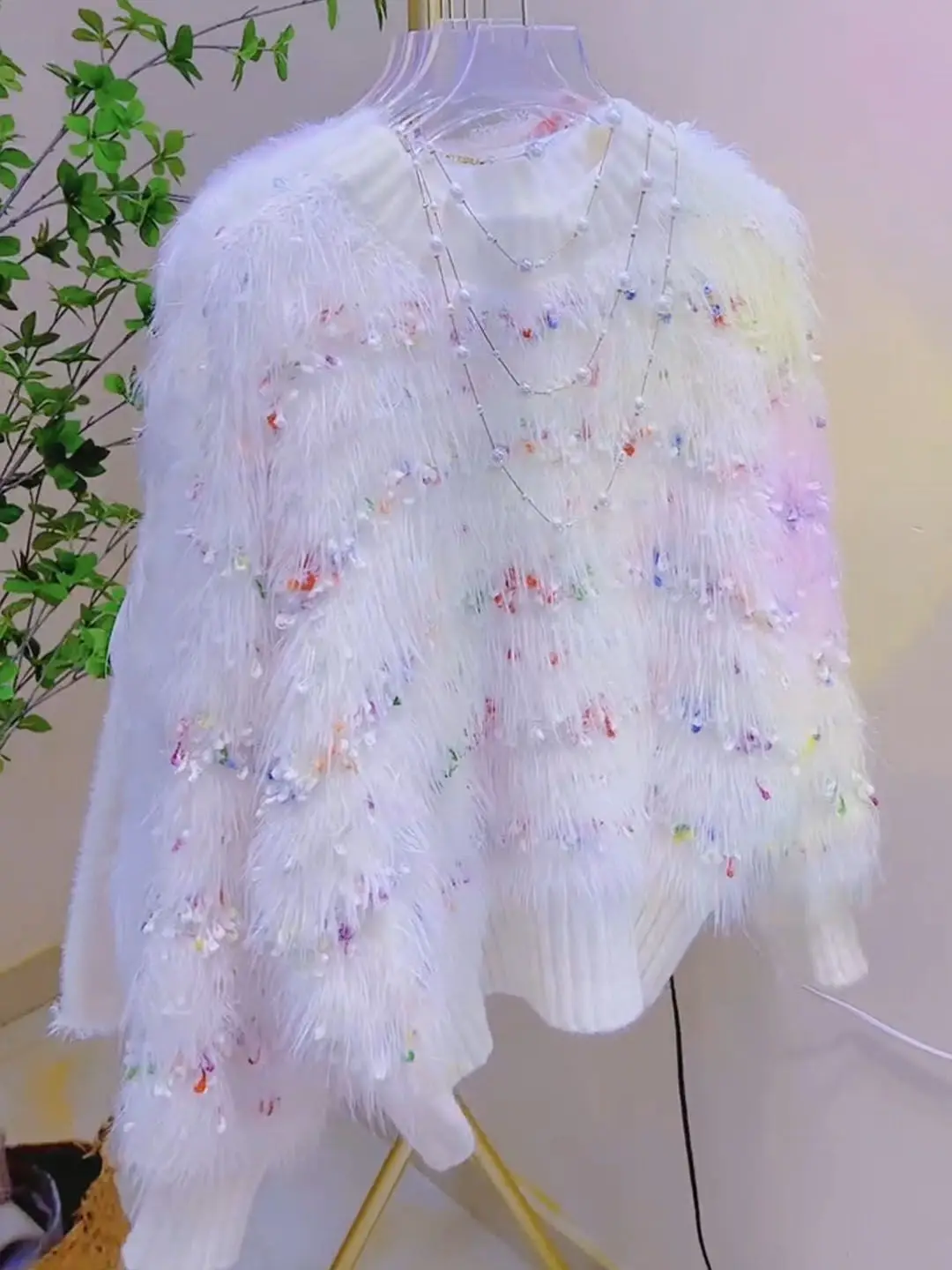 カラフルなドットニットの柔らかくて厚いセーター、秋と冬の女性用スリム韓国語バージョンルーズトップ