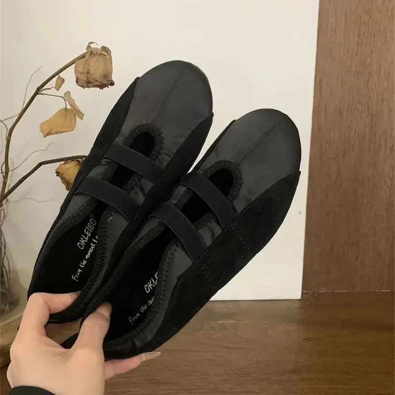 IPPEUM Ballet Flats Sneakers scarpe donna punta tonda Casual Silps Flat 2024 New Fashion ballerine Zapatos Mujer