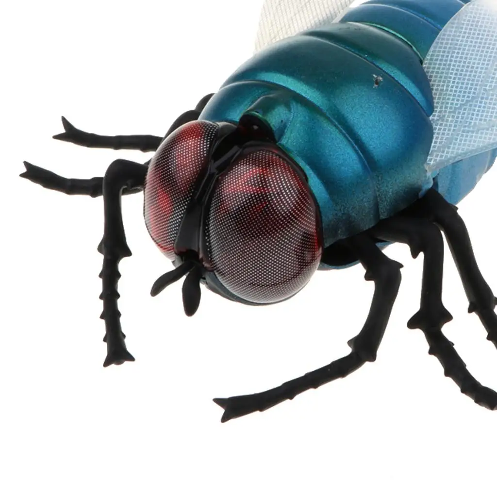 Infrared Remote Control Fly RC Animal Toy Prank Reptile Insects Joke Scary Trick Prank Bugs