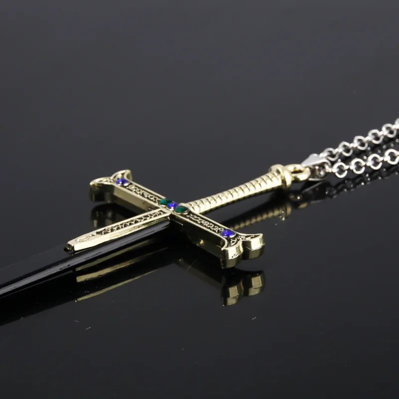 Em estoque 12.8cm dracule mihawk cruz chaveiro tático metal jogo peropheral exibição militar pingente coletor presente artesanato