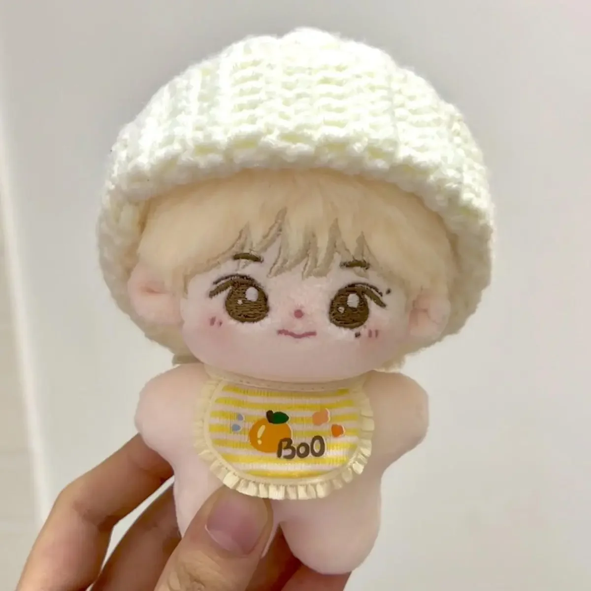 Gefüllte 10 cm hübsche Junge Seungkwan Boo COS Baumwollpuppe für Freunde, Kinder, Erwachsene, Geburtstagsgeschenk oder Rucksack-Anhänger-Fan-Kollektion