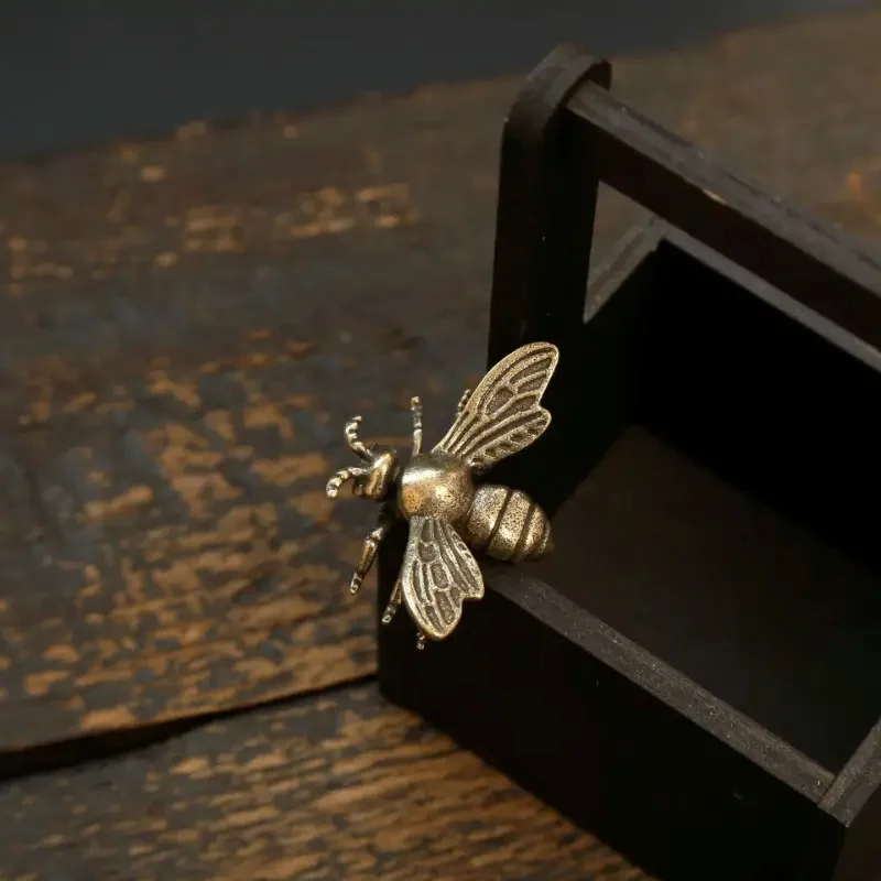 Solid Brass Insect Honeybee Figurines Miniatures Tea Pet Funny Beetle Crafts Collection Desktop Small Ornaments Home Decorations