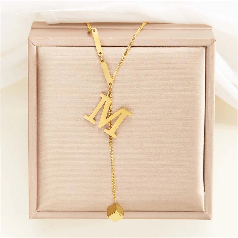 Stainless Steel Metal 26 English Letters Necklace for Women Fashion Gold Color Chain A-Z Alphabet Clavicle Necklace Jewelry Gift