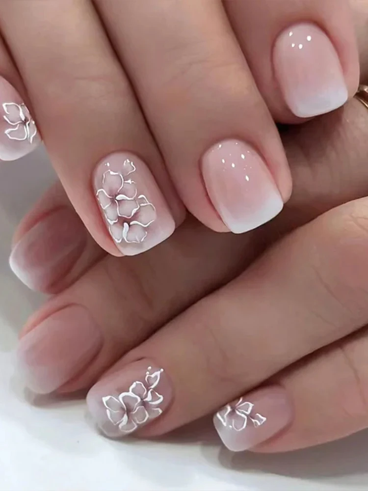 24 pièces d'ongles français courts à fleurs dégradées simples avec 1 colle gelée et 1 lime à ongles
