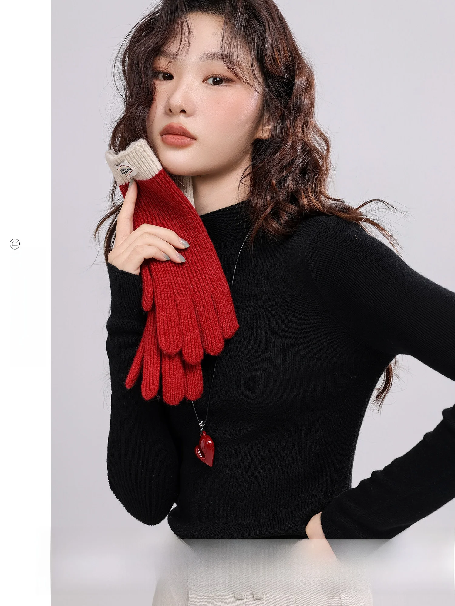

Retro Style Women's Knitted Slim Fit Base Shirt Inner Wear Autumn Winter New Arrival Versatile Canvas by Another Lane