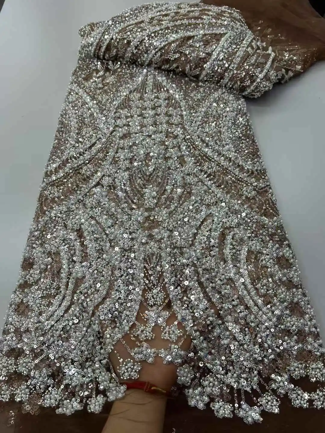 فساتين سهرة فاخرة مطرزة بالخرز الثقيل مع لؤلؤ دبي 2025 فستان نسائي عربي حورية البحر لحفلات الزفاف والحفلات الراقصة