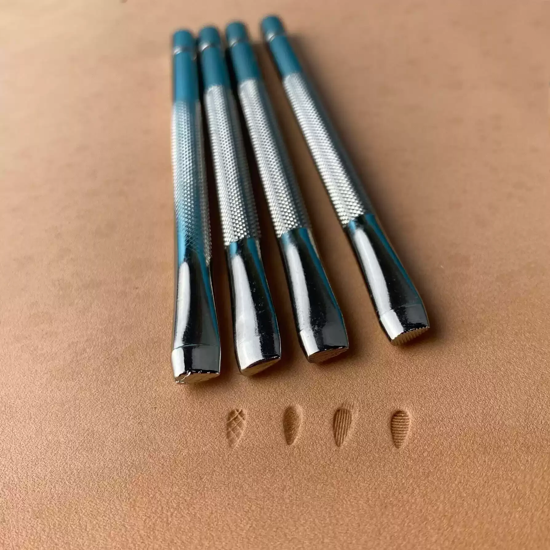 

Casting Alloy Leather Stamp Professional Background Stamping Tool for Leather Craft, Embossing Mold