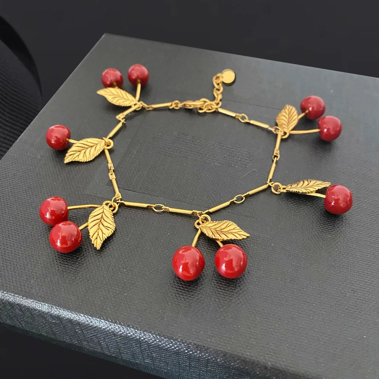 

Jewelry & Accessories Sweet & Romant Style High-quality Cherry Tag Charm Bracelet For Women's Party Gifts