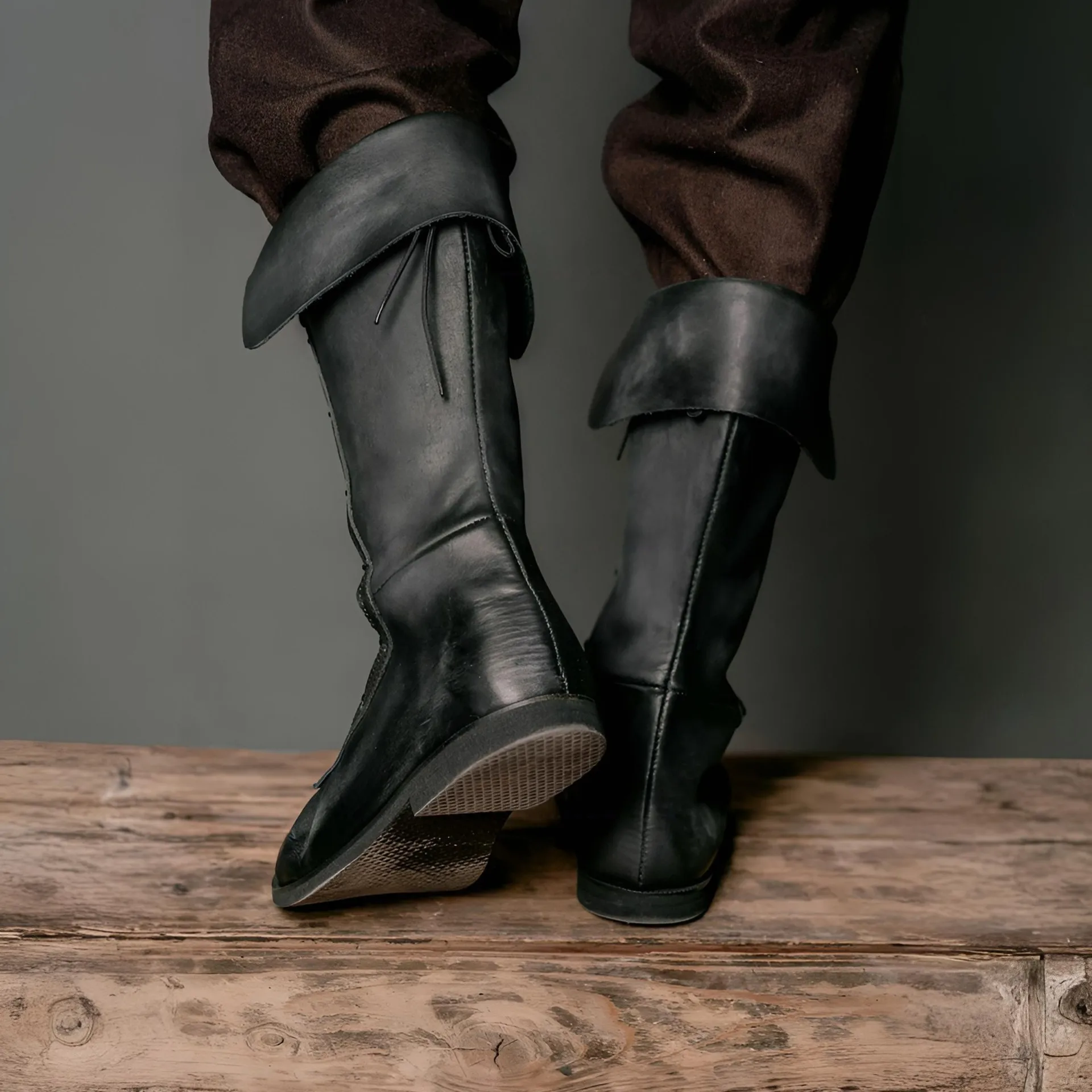 Herren Retro Mittelalterliche Renaissance-Stiefel Ritter Piraten Cosplay Schuhe PU-Leder Flache Halbhohe Stiefel für Halloween Rollenspiel Party Kriegerstiefel – Detail 15