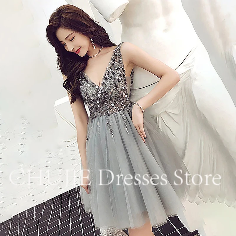 

Sequins Graduation Dress ﻿Customized Beads Cocktail Dresses A Line V Neck For Woman Wedding Prom Gowns Pleat Homecoming Dress