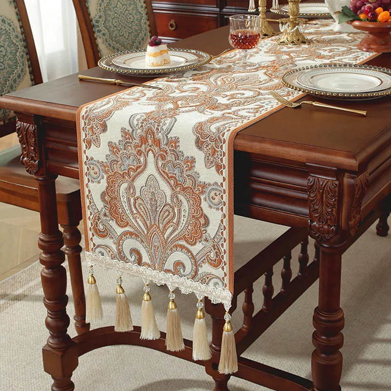 French Vintage Chenille Table Runner Roman Holiday Embroidery Dinning Table Decor Waterproof Christmas Decorative Tablecloth