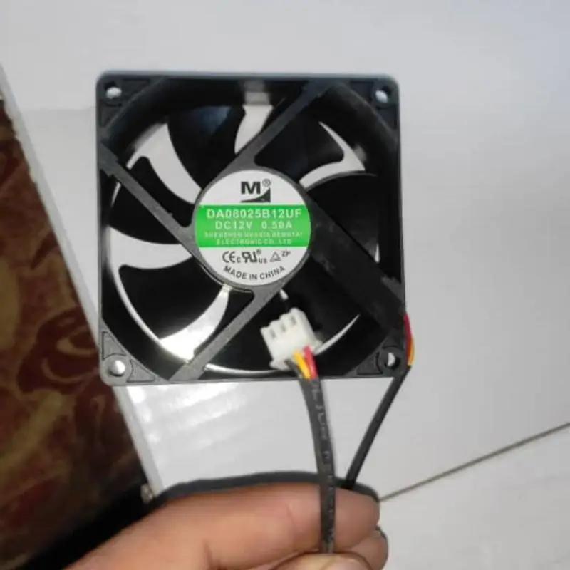 

computer fan DA08025B12UF 8025 12V 0.50A 8cm cooling fan inverter chassis power fan