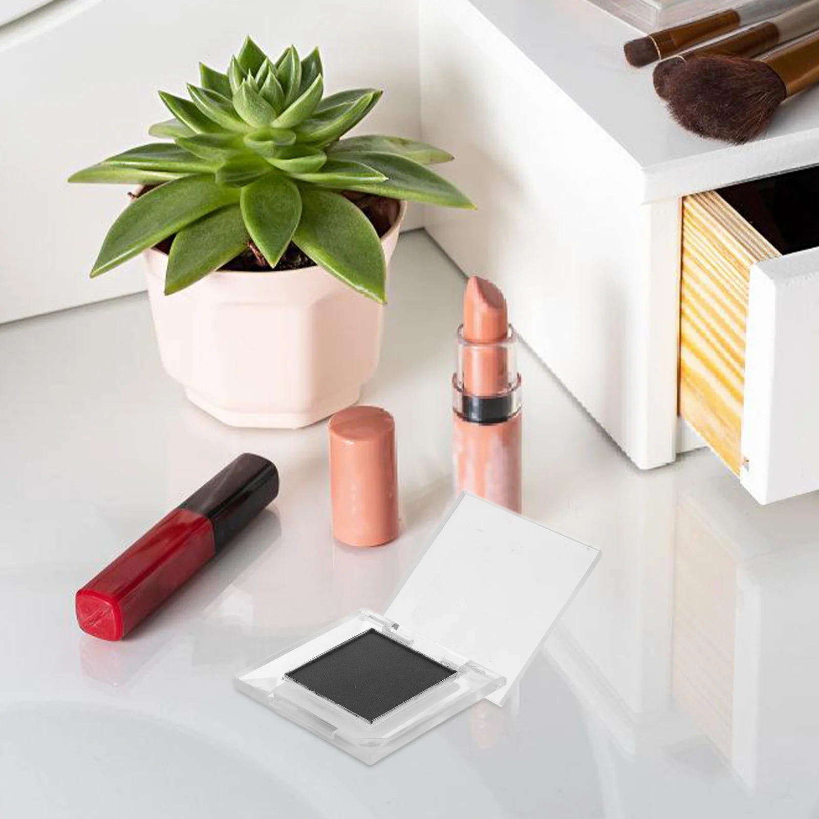 Paleta cieni do powiek w jednym kolorze, matowa, głęboka, żywa, trwała, odporna na rozmazywanie, lekka, przenośna do codziennego makijażu oczu.