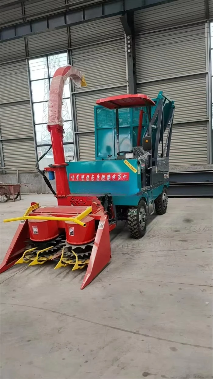 Agricultural Silage Harvester  Powered Crawler Forage Harvester Tractor Driven Farm Feed Machine view 3