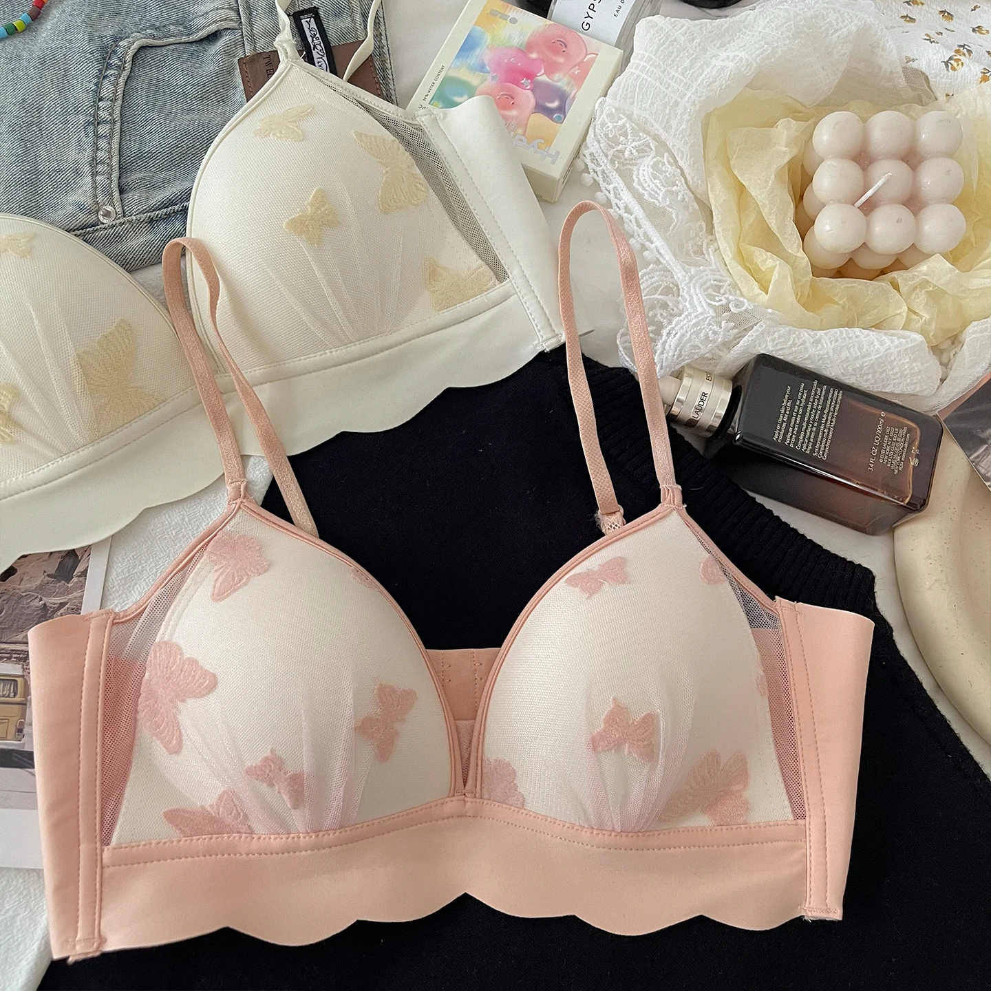 

Женское нижнее белье с треугольными чашками в стиле Лолиты, тонкая коллекция без стального кольца, тонкие бретели, сексуальный кружевной бюстгальтер