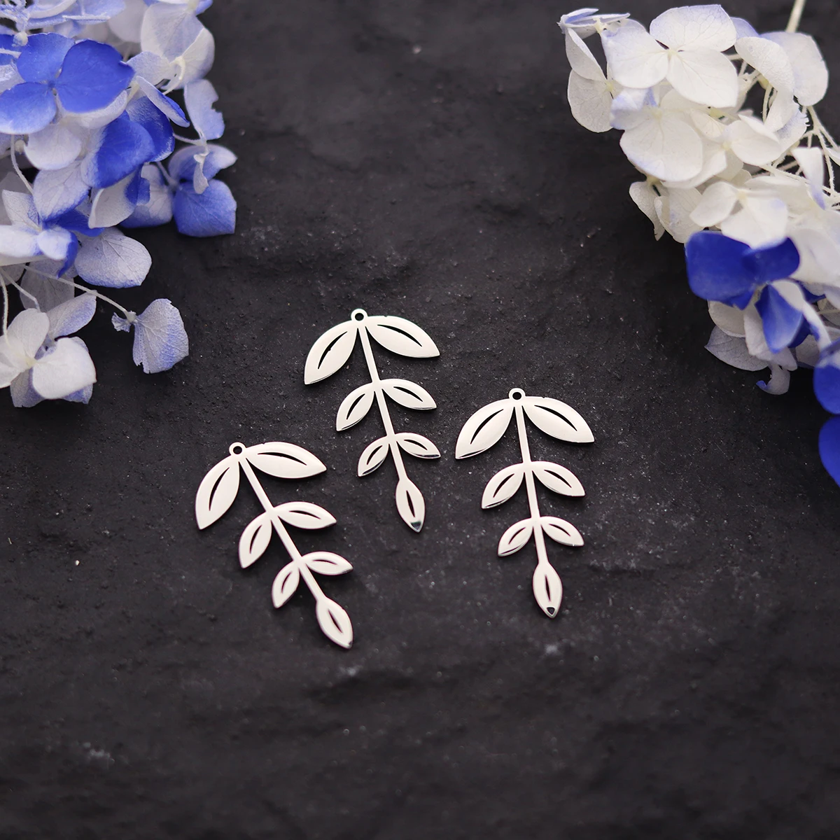 3pcs Tender Shoot Leaf Charms Stainless Steel Pendant DIY Craft Exquisite Earrings Women Bracelets Jewelry Making Metal Supplies