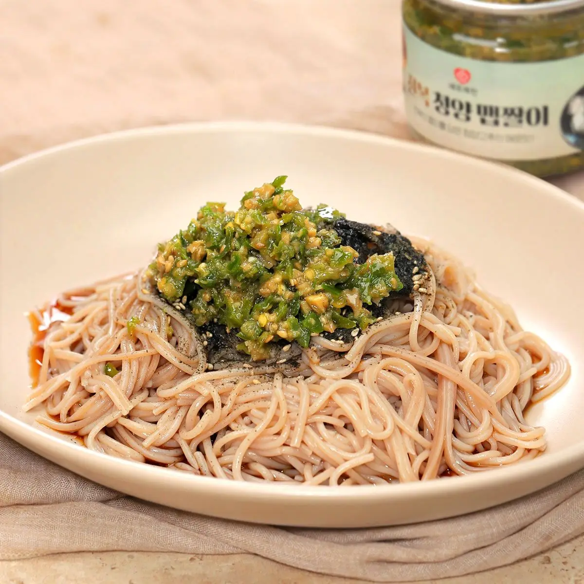 chefechan abalone spicy sauce 250g, chefechan,spicy sauce,sauce,spice,condiment,seasoner,flavoring,Hot Pepper,cheongyang red pepper,rice ball,Banquet noodles,camping,travel,Trip