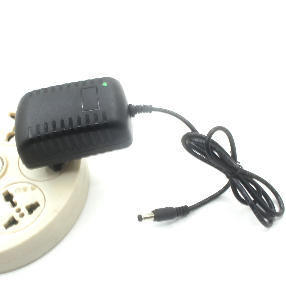 EU PLUG AC 100V-240V 29.4V 1A 18650 Ładowarka do akumulatorów litowych 29.4 V Volt Zasilacz DC 5.5*2.1MM Zasilacz 29.4 V 1 A