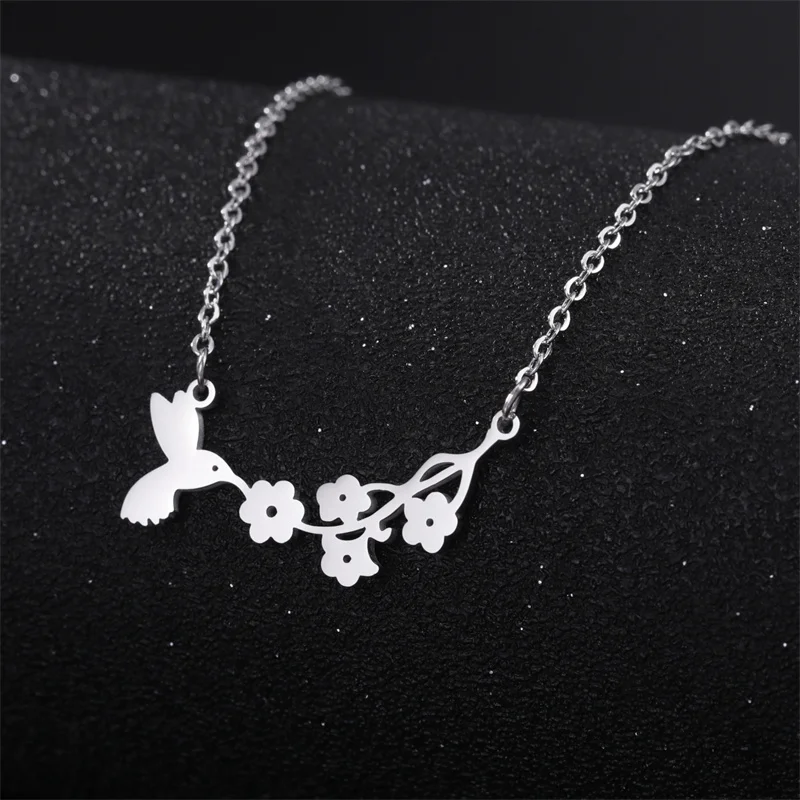 Klassische Goldfarbe Edelstahl Halskette für Frauen Kette Halsreif Mond Kaktus Anhänger Halskette Schmuck Geburtstags geschenk Großhandel – Detail 19
