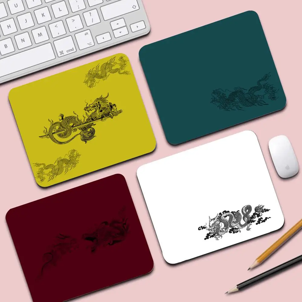 HYBXAXC Vintage Chinese Dragon Oriental Aesthetic Gaming Small Mouse Pad Non-Slip Rubber Desk Mat