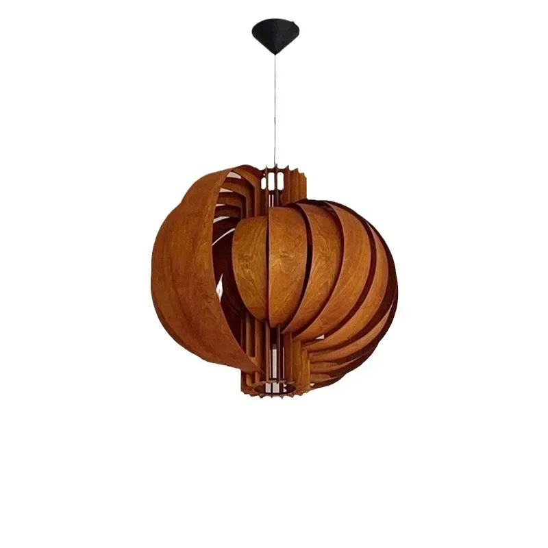 Medieval log wind moon chandelier wabi wind French retro restaurant study bedroom bar bed and breakfast lamps
