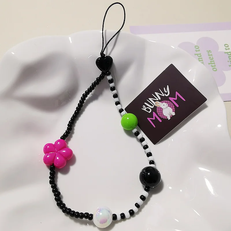 Mobile Phone Lanyard Universal Anti Loss lanyard with Five Petal Flowers and Black White Bean Bead Bracelet Short Wrist Strap