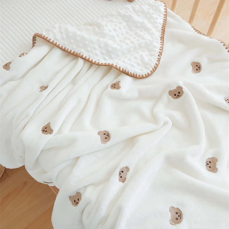 Flauschige Sherpa-Dotty-Futter-Flanell-Thermo-Babydecke, Stickerei, Bären und Sterne, Decke für Neugeborene, gepolsterte Kinderwagendecke