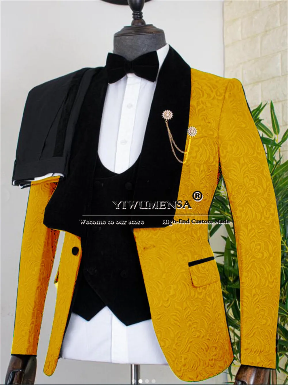 African Jacquard Suits Men For Wedding Black Velvet Shawl Lapel Floral Jacket Vest Pants 3 Pieces Man Daily Business Prom Blazer