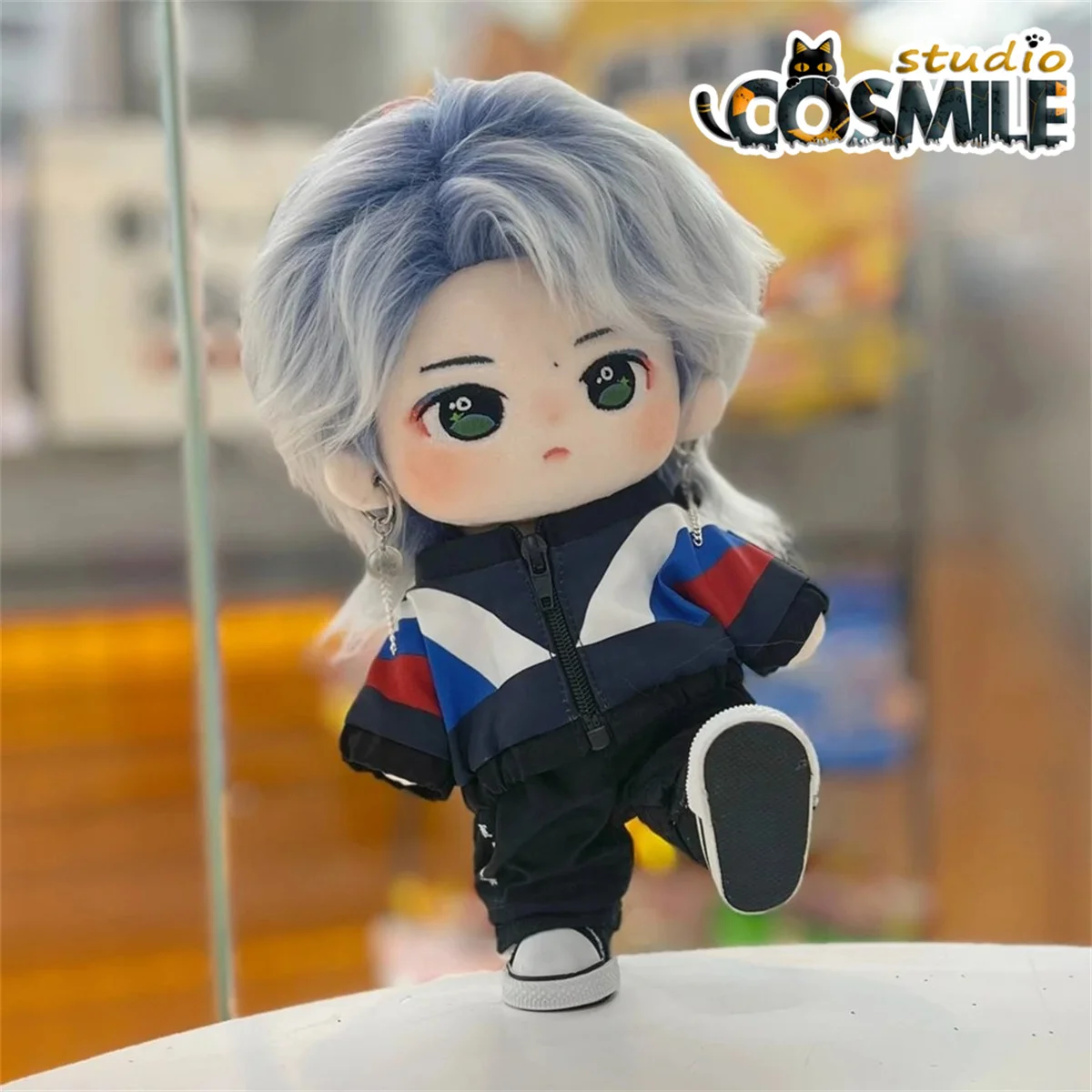 

The Untamed Star Idol Yibo Cool Guy Спортивная одежда Повседневная мода BJYX Мягкая плюшевая кукла 20 см Синие волосы Одежда для тела GG