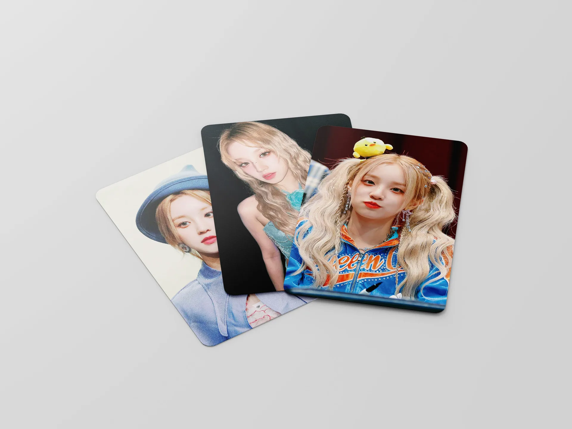 55 Song Yuqi (G) I-DLE YUQI Girl Card Homemade Peripheral Support Small Cards