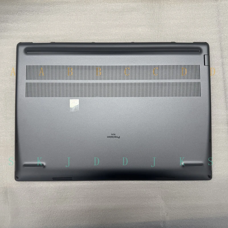 

Новая нижняя крышка корпуса (серебристая) для Dell Precision 7670 M7670, модель 0F23H9