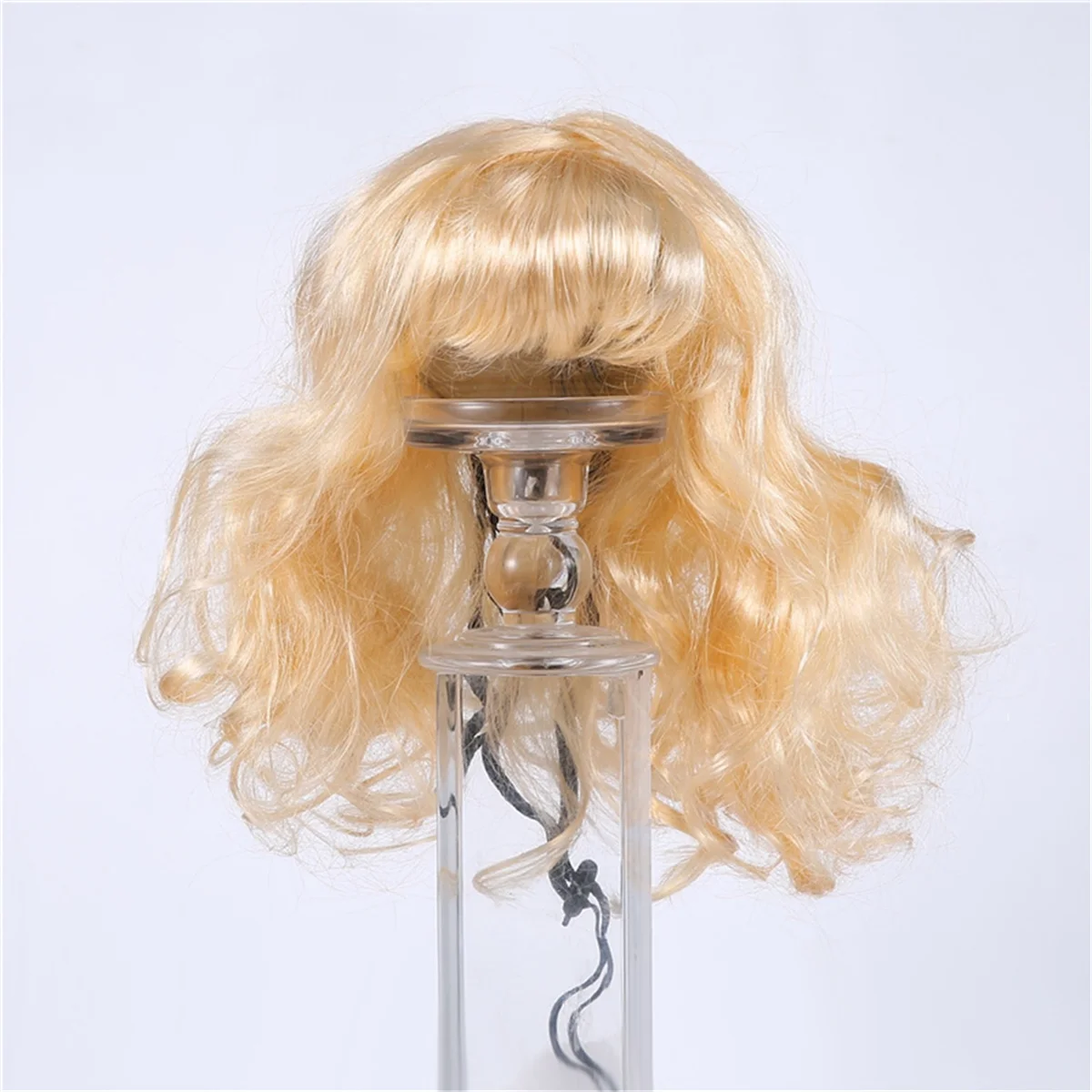 A Pet Wigs Cats and Dog Wigs Funny Cosplay Pet Headwear Dog Cats Wigs with Adjustable Elastic Bands