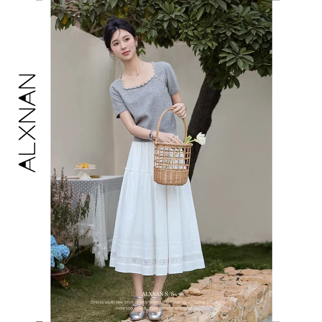 

ALXNAN Grey Knit T-shirt Women 2026 Summer New Square Neck Beaded Bow Design Short Sleeve Tees Elegant Casual Tops Female L53622