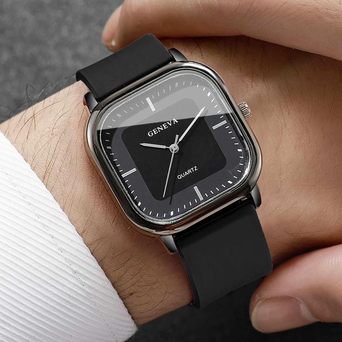 1/3 قطعة مجموعة ساعات رجالية مربعة الشكل عادية سيليكون ساعة يد بحزام للرجل ساعة Reloj Hombre (بدون صندوق)