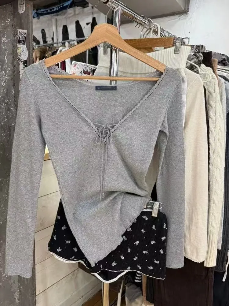 البيج الدانتيل تقليم كم طويل تيز المرأة الخريف جديد الشارع الشهير القطن سليم مثير الخامس الرقبة الدانتيل متابعة القمم الحلو بسيط شيك تي شيرت Y2K