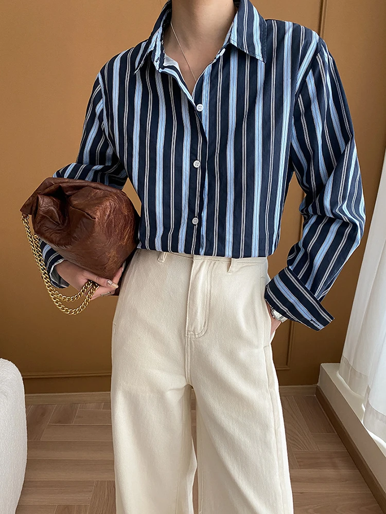 [LANMREM] Vintage Striped Contrast Color Shirt Women Lapel Single Breasted Office Lady Fit Blouses 2024 Autumn New 26C122