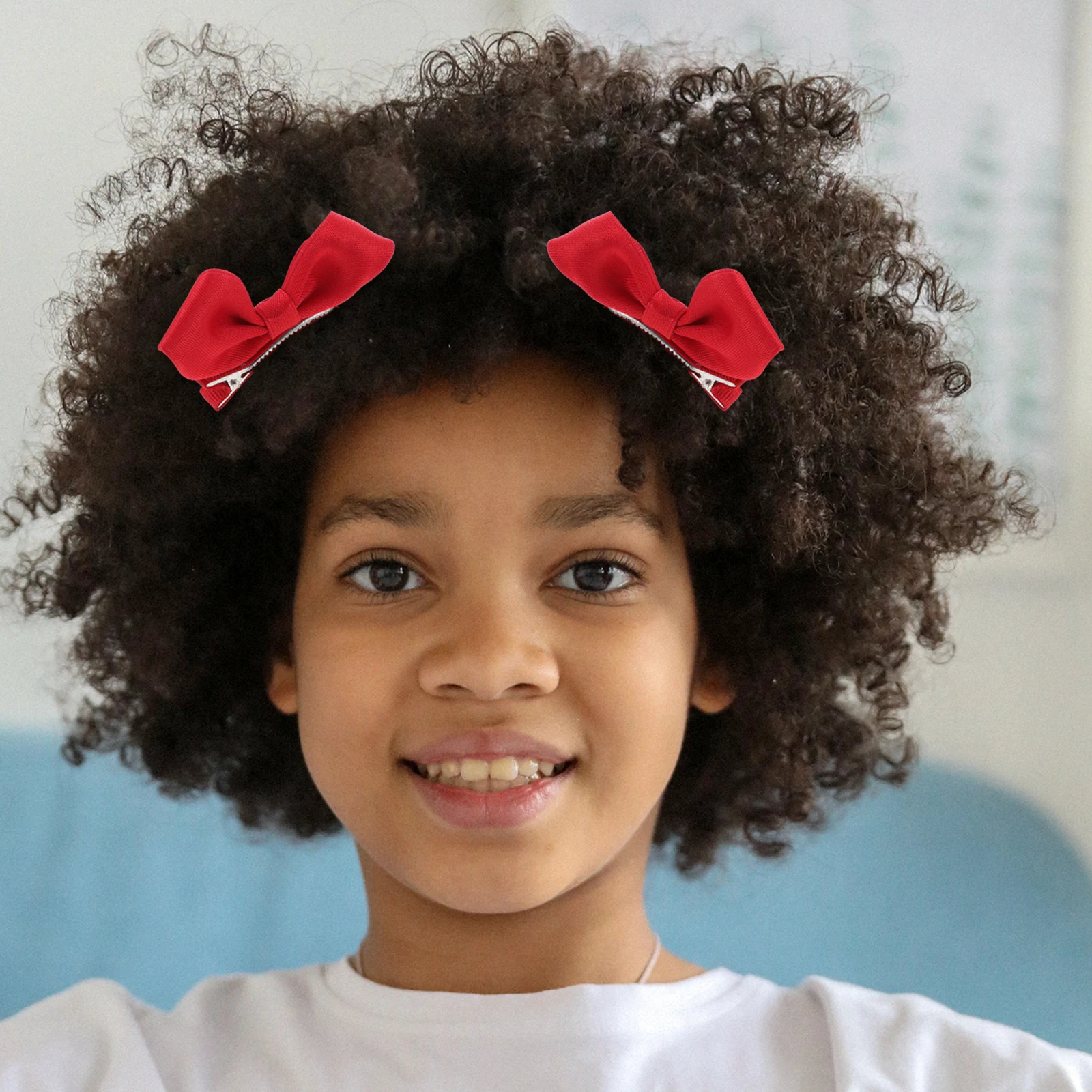 

2Pcs Butterfly Hair Accessories Cute 3D Bow Clips for Vibrant Solid Color Mini Barrettes for Birthday Party Hairstyle