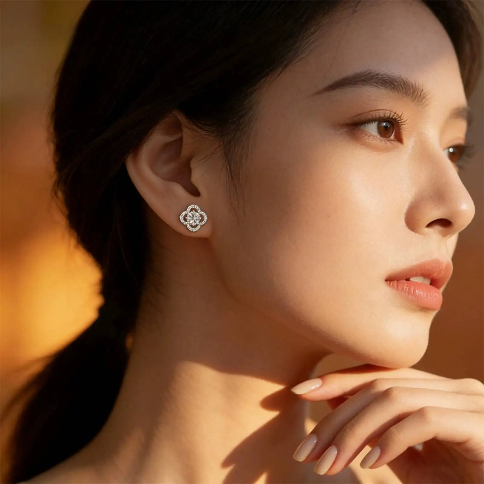 Taoyu 0.5/1.0ct Moissanite Earrings Flower 925 Sterling Silver D Color Diamond Ear Stud For Women Wedding Anniversary Jewelry 2
